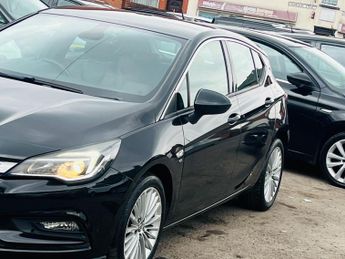Vauxhall Astra 1.6 CDTi BlueInjection Elite Nav Auto Euro 6 5dr