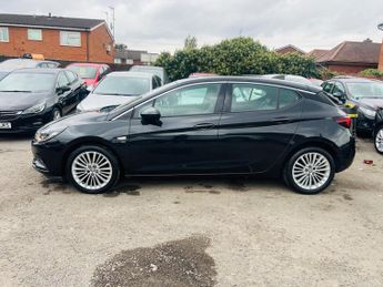 Vauxhall Astra 1.6 CDTi BlueInjection Elite Nav Auto Euro 6 5dr