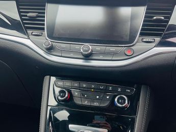 Vauxhall Astra 1.6 CDTi BlueInjection Elite Nav Auto Euro 6 5dr