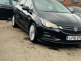 Vauxhall Astra 1.6 CDTi BlueInjection Elite Nav Auto Euro 6 5dr