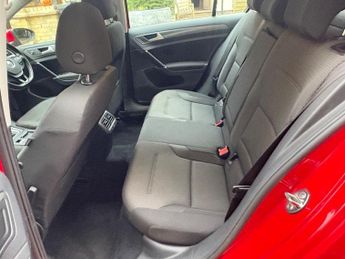 Volkswagen Golf 1.6 TDI SE Nav DSG Euro 6 (s/s) 5dr