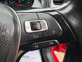 Volkswagen Golf 1.6 TDI SE Nav DSG Euro 6 (s/s) 5dr