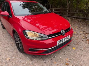 Volkswagen Golf 1.6 TDI SE Nav DSG Euro 6 (s/s) 5dr