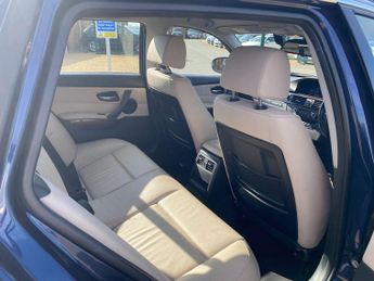 BMW 3 Series 2.0 320i SE Touring 5dr Petrol Steptronic Euro 5 (170 ps)