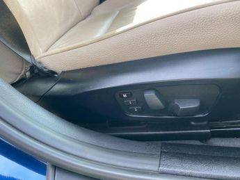 BMW 3 Series 2.0 320i SE Touring 5dr Petrol Steptronic Euro 5 (170 ps)