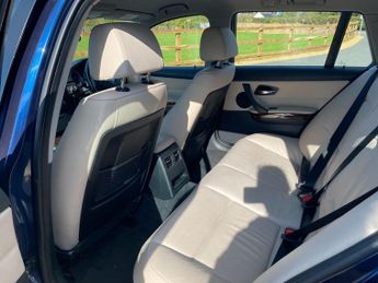 BMW 3 Series 2.0 320i SE Touring 5dr Petrol Steptronic Euro 5 (170 ps)