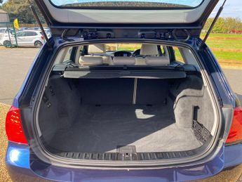 BMW 3 Series 2.0 320i SE Touring 5dr Petrol Steptronic Euro 5 (170 ps)