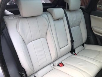 Land Rover Range Rover Evoque 2.0 TD4 SE Tech Auto 4WD Euro 6 (s/s) 5dr