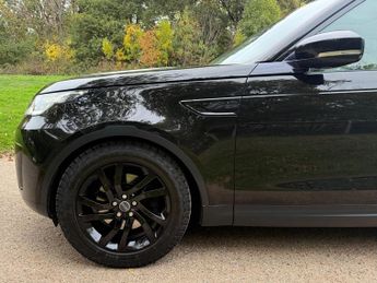 Land Rover Discovery 2.0 SD4 HSE SUV 5dr Diesel Auto 4WD Euro 6 (s/s) (240 ps)