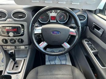 Ford Focus 1.6 Titanium Hatchback 5dr Petrol Automatic (184 g/km, 99 bhp)