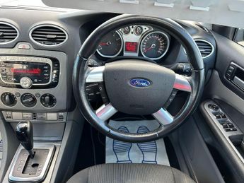 Ford Focus 1.6 Titanium Hatchback 5dr Petrol Automatic (184 g/km, 99 bhp)