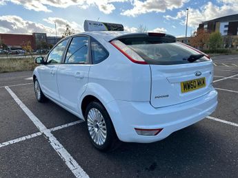 Ford Focus 1.6 Titanium Hatchback 5dr Petrol Automatic (184 g/km, 99 bhp)