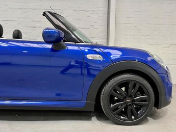 MINI Convertible 2.0 Cooper S Sport Steptronic Euro 6 (s/s) 2dr