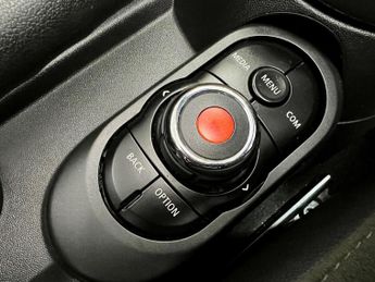 MINI Convertible 2.0 Cooper S Sport Steptronic Euro 6 (s/s) 2dr