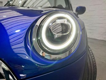 MINI Convertible 2.0 Cooper S Sport Steptronic Euro 6 (s/s) 2dr