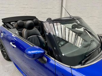 MINI Convertible 2.0 Cooper S Sport Steptronic Euro 6 (s/s) 2dr