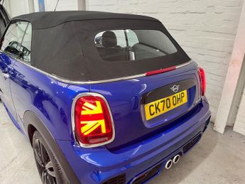 MINI Convertible 2.0 Cooper S Sport Steptronic Euro 6 (s/s) 2dr