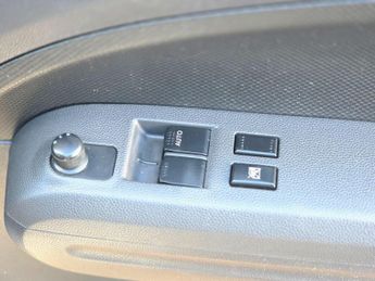 Vauxhall Agila 1.2 VVT SE Auto Euro 5 5dr