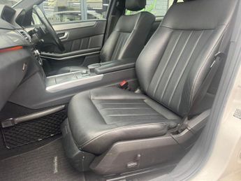 MERCEDES-BENZ E-CLASS 2.1 E220 CDI SE Saloon 4dr Diesel G-Tronic+ Euro 5 (s/s) (170 ps