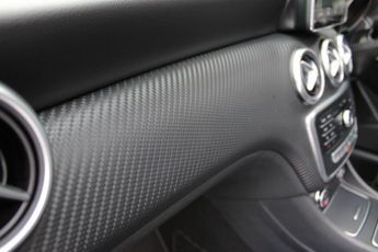 Mercedes-Benz A Class 1.5 A180d AMG Line (Premium Plus) 7G-DCT Euro 6 (s/s) 5dr