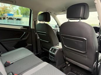 Volkswagen Tiguan 1.4 TSI SE Navigation DSG 4Motion Euro 6 (s/s) 5dr