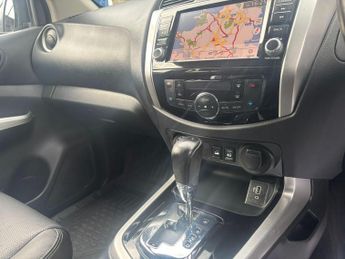 Nissan Navara 2.3 dCi Tekna Auto 4WD Euro 6 4dr