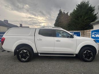 Nissan Navara 2.3 dCi Tekna Auto 4WD Euro 6 4dr