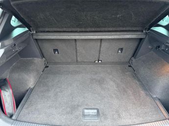 Volkswagen Tiguan 2.0 TDI BlueMotion Tech R-Line DSG 4Motion Euro 6 (s/s) 5dr