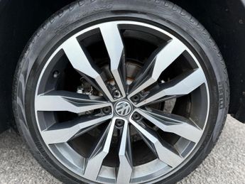 Volkswagen Tiguan 2.0 TDI BlueMotion Tech R-Line DSG 4Motion Euro 6 (s/s) 5dr