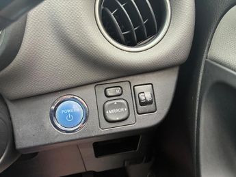Toyota Yaris 1.5 VVT-h Sport E-CVT Euro 6 5dr