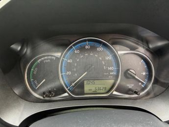 Toyota Yaris 1.5 VVT-h Sport E-CVT Euro 6 5dr
