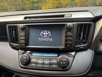 Toyota RAV4 2.5 VVT-h Business Edition Plus CVT Euro 6 (s/s) 5dr (Safety Sen