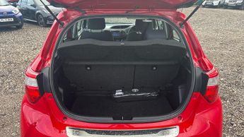 Toyota Yaris 1.5 VVT-h Icon E-CVT Euro 6 (s/s) 5dr