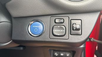 Toyota Yaris 1.5 VVT-h Icon E-CVT Euro 6 (s/s) 5dr