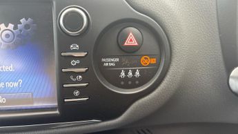 Toyota Yaris 1.5 VVT-h Icon E-CVT Euro 6 (s/s) 5dr