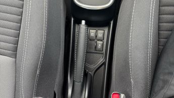 Toyota Yaris 1.5 VVT-h Icon E-CVT Euro 6 (s/s) 5dr