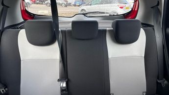 Toyota Yaris 1.5 VVT-h Icon E-CVT Euro 6 (s/s) 5dr
