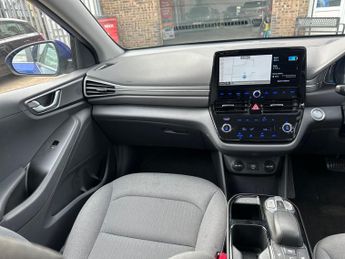 Hyundai IONIQ 38.3kWh Premium Auto 5dr