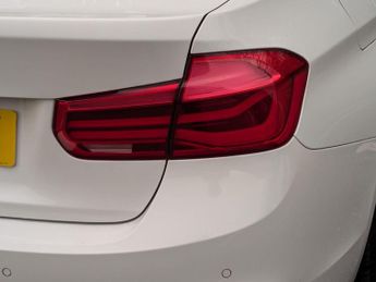 BMW 3 Series 2.0 320d Sport Auto Euro 6 (s/s) 4dr