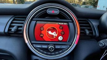 MINI Convertible 1.5 Cooper Euro 6 (s/s) 2dr