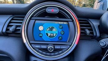 MINI Convertible 1.5 Cooper Euro 6 (s/s) 2dr
