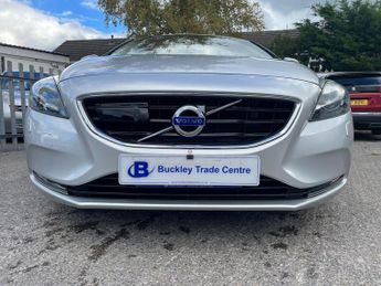 Volvo V40 2.0 D4 R-Design Nav Hatchback 5dr Diesel Auto Euro 6 (s/s) (190 
