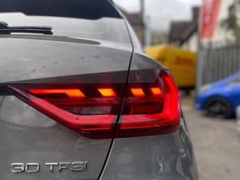 Audi A1 1.0 TFSI 30 S line Sportback S Tronic Euro 6 (s/s) 5dr