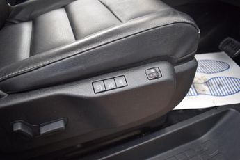 Vauxhall Vivaro Life 2.0 Turbo D Elite L Auto LWB Euro 6 (s/s) 5dr (8 Seat)