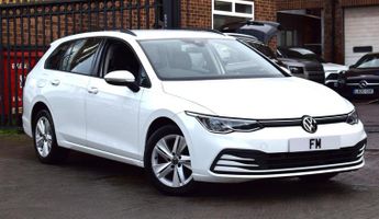 Volkswagen Golf 1.5 eTSI MHEV Life DSG Euro 6 (s/s) 5dr