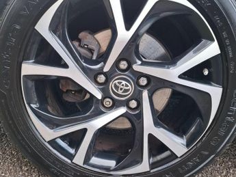 Toyota C-HR 1.8 VVT-h Dynamic CVT Euro 6 (s/s) 5dr
