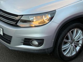 Volkswagen Tiguan 2.0 TDI BlueMotion Tech Match DSG 4WD Euro 5 (s/s) 5dr
