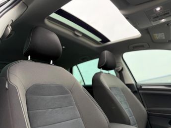 Volkswagen Golf 1.4 TSI BlueMotion Tech ACT GT Edition DSG Euro 6 (s/s) 5dr