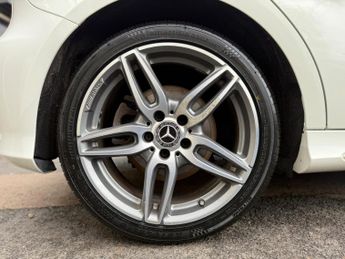 Mercedes-Benz A Class 2.1 A220d AMG Line 7G-DCT Euro 6 (s/s) 5dr