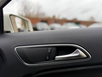 Mercedes-Benz A Class 2.1 A220d AMG Line 7G-DCT Euro 6 (s/s) 5dr